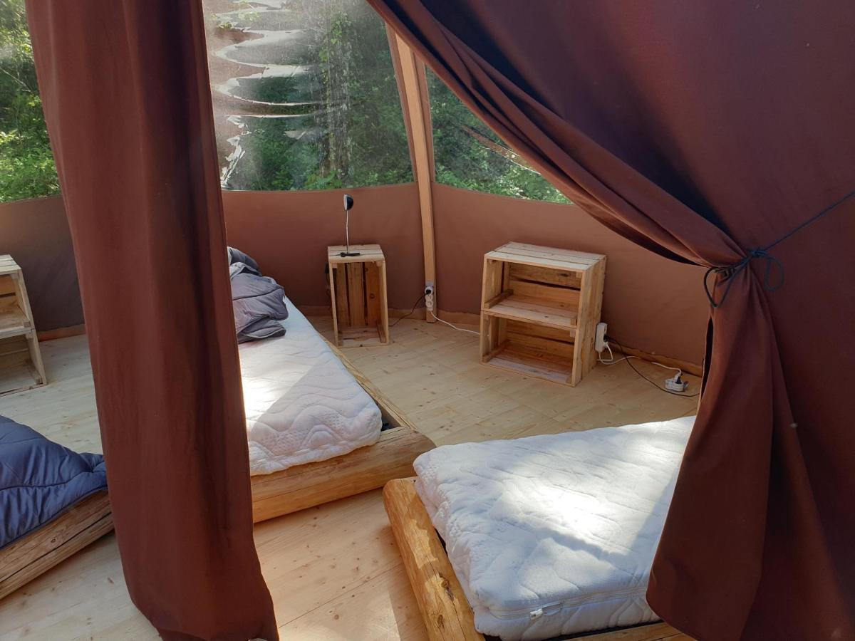 Camping De Graniers Monoblet Exterior photo